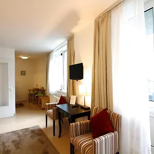 ambiente-apart.find-berlin-hotels.com/
